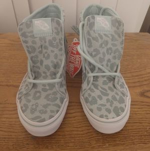 NIB Vans Sk8- Hi Moc Leopard Print Kids Sz 1
